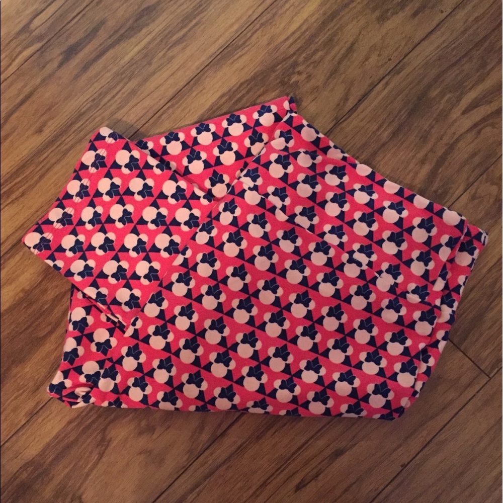 NWOT! LuLaRoe Disney Leggings, Tall and Curvy